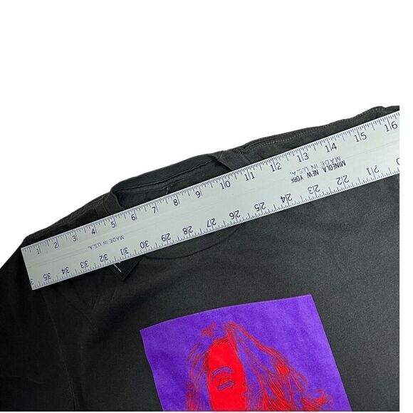 Primitive T Shirt Adult S Here Comes Trouble in Vintage Black Sexy Graphic - Picture 5 of 8